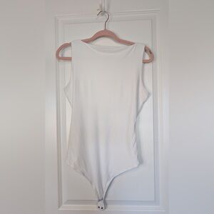 Abercrombie & Fitch Boatneck Bodysuit White Size M